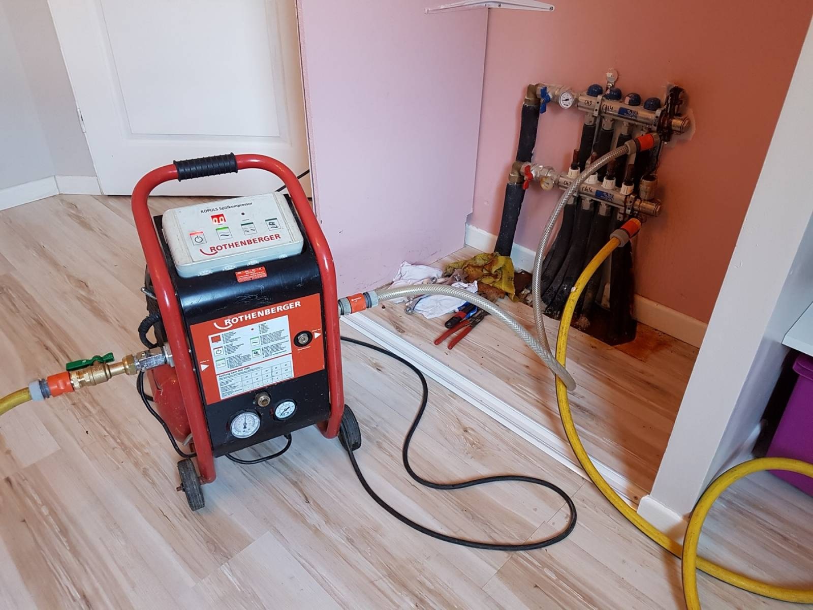 Ataşehir Fetih Vaillant Hermetik Şofben Kombi Bakımı